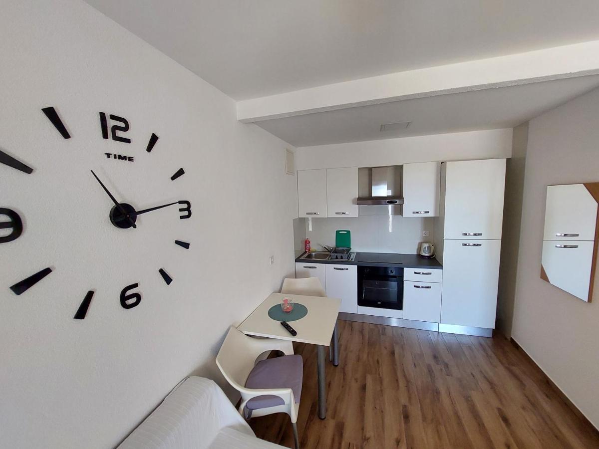 Apartments Matic Baska Voda Exterior photo