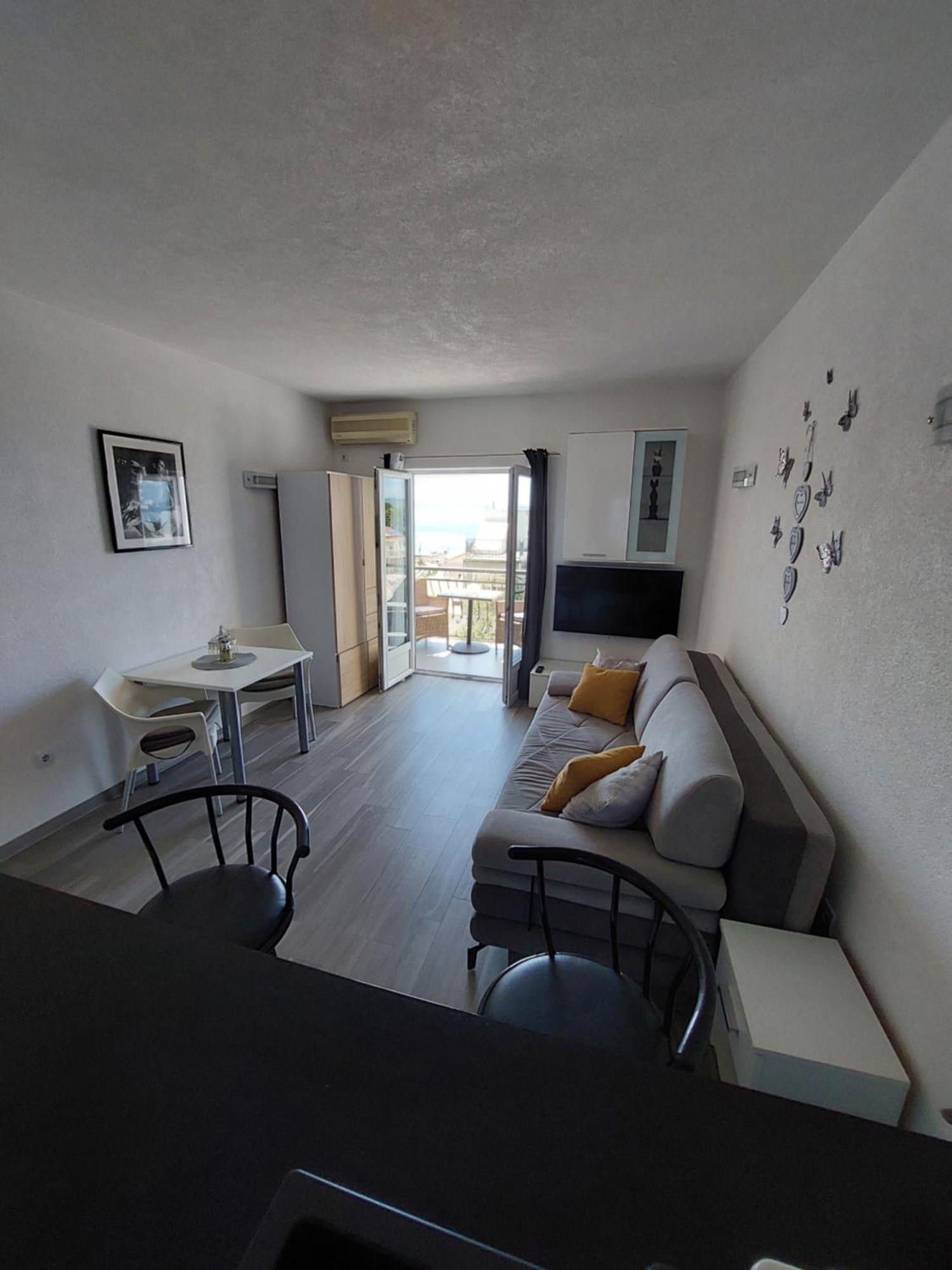 Apartments Matic Baska Voda Room photo